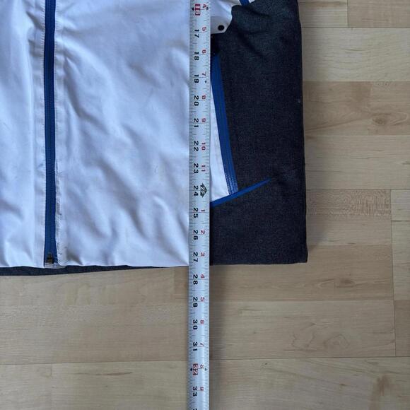 Spyder Goretex Waterproof Insulated White Gray Ski Jacket Sz M - Picture 8 of 8